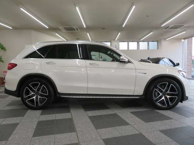 MERCEDES AMG GLCclass