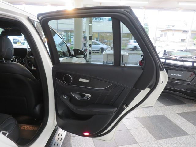 MERCEDES AMG GLCclass