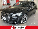 CROWN sedan