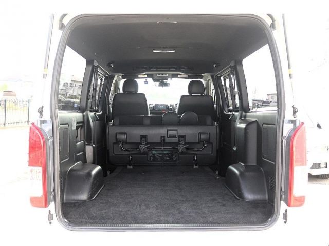 HIACE van 2WD