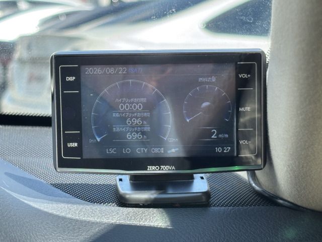 CROWN sedan hybrid
