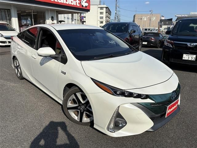 PRIUS PHV