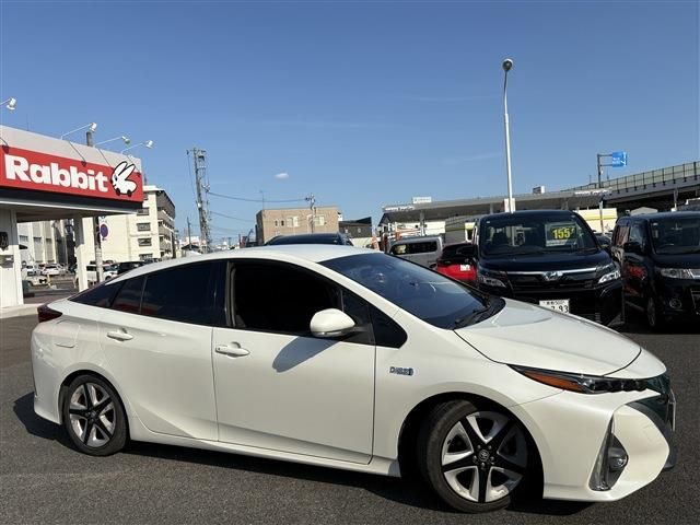 PRIUS PHV
