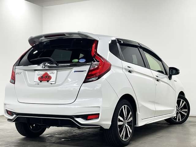 FIT HYBRID