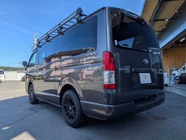 REGIUSACE van 2WD