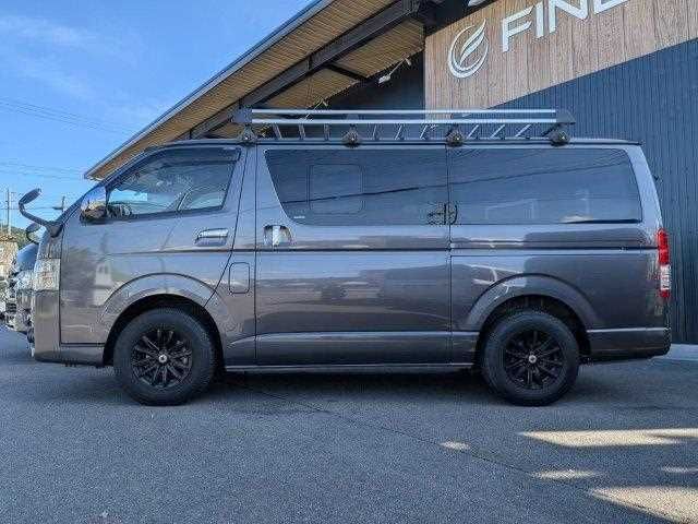 REGIUSACE van 2WD