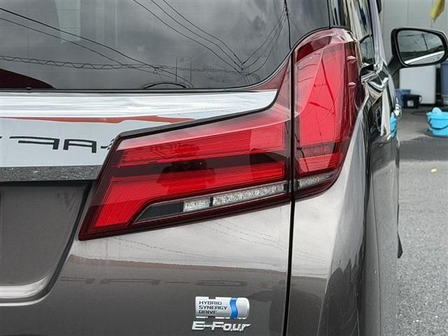 ALPHARD hybrid 4WD