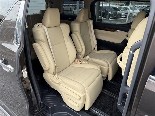 ALPHARD hybrid 4WD