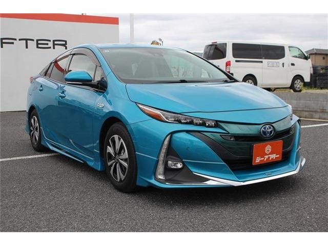 PRIUS PHV