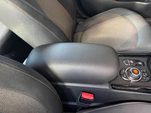 MINI COOPER D CLUBMAN