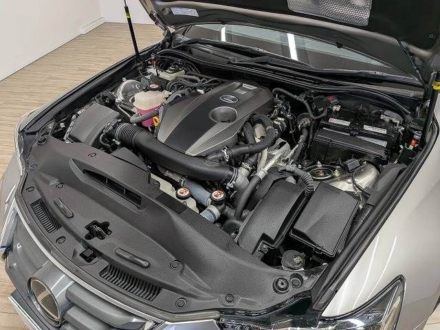 LEXUS IS300