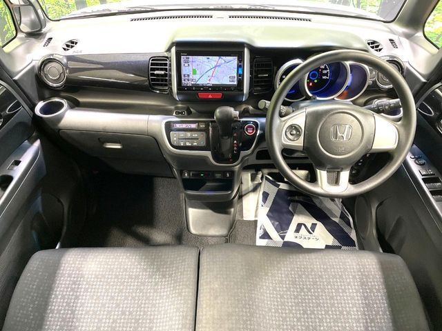 N BOX CUSTOM