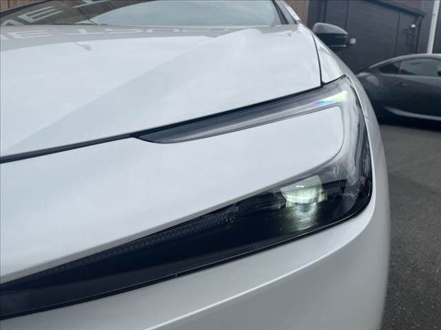 PRIUS 4WD