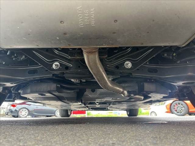 PRIUS 4WD