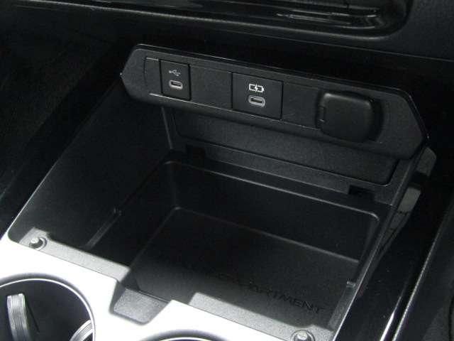 PRIUS 4WD