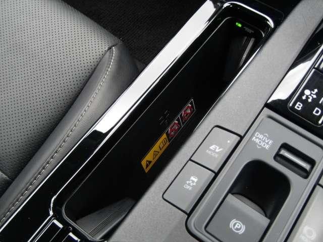 PRIUS 4WD