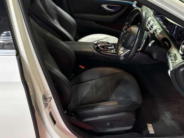 MERCEDES BENZ E class sedan