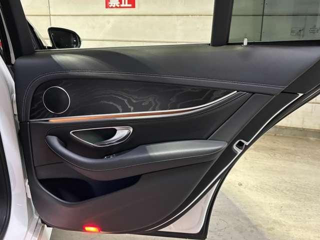 MERCEDES BENZ E class sedan