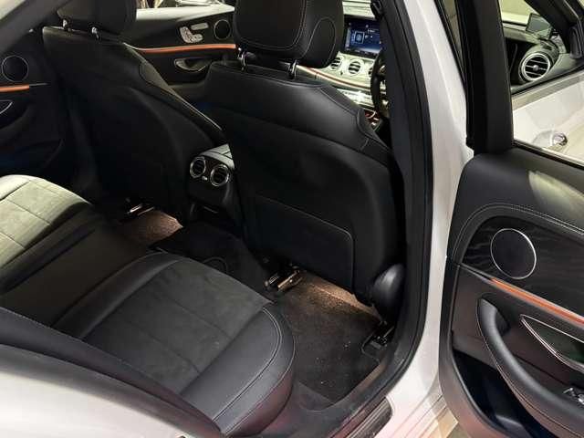 MERCEDES BENZ E class sedan
