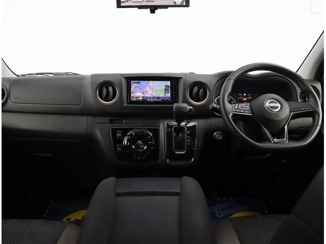 CARAVAN van 2WD