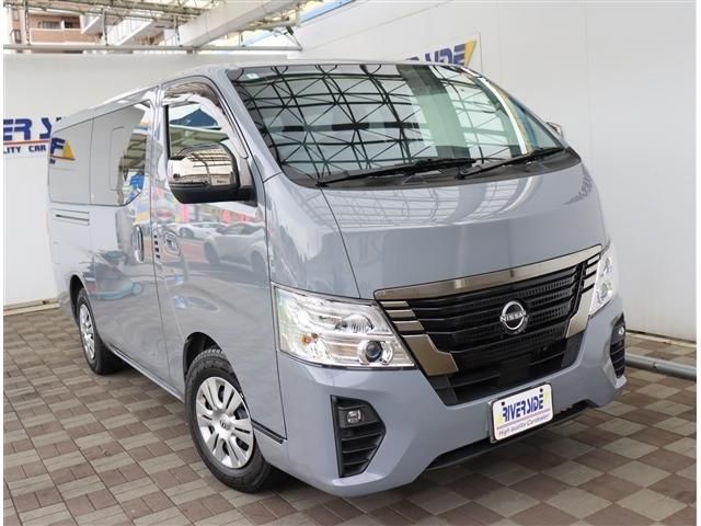 CARAVAN van 2WD