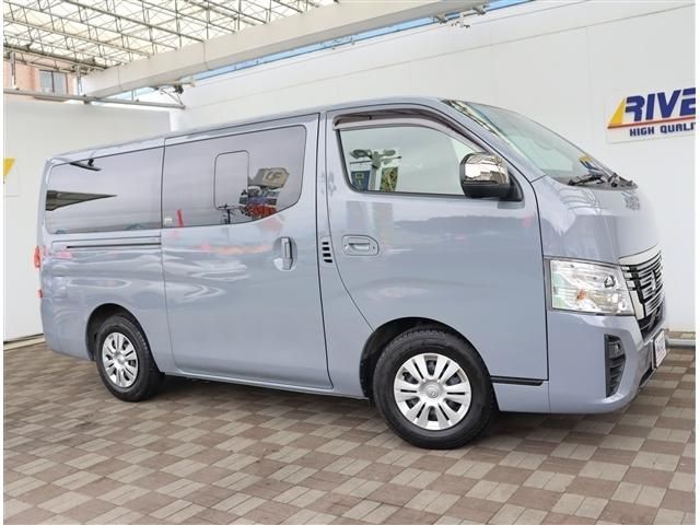CARAVAN van 2WD