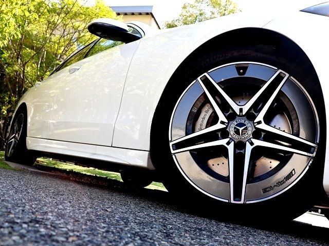 MERCEDES BENZ C class sedan