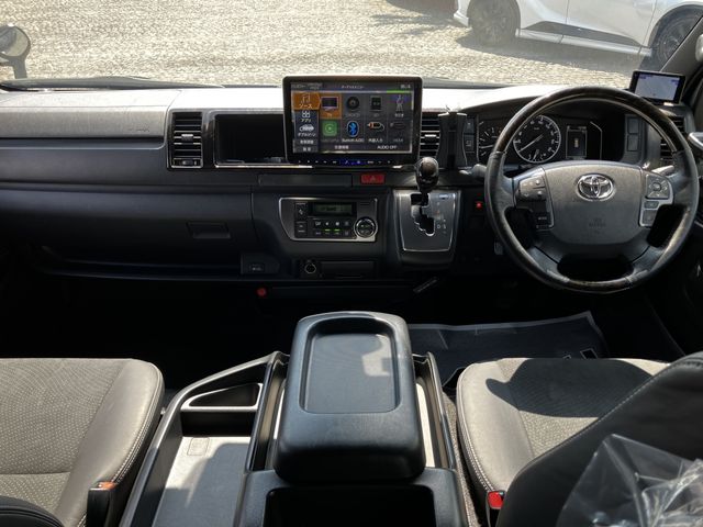 HIACE van 2WD