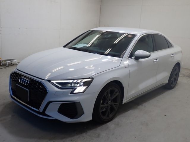 AUDI A3 Sedan