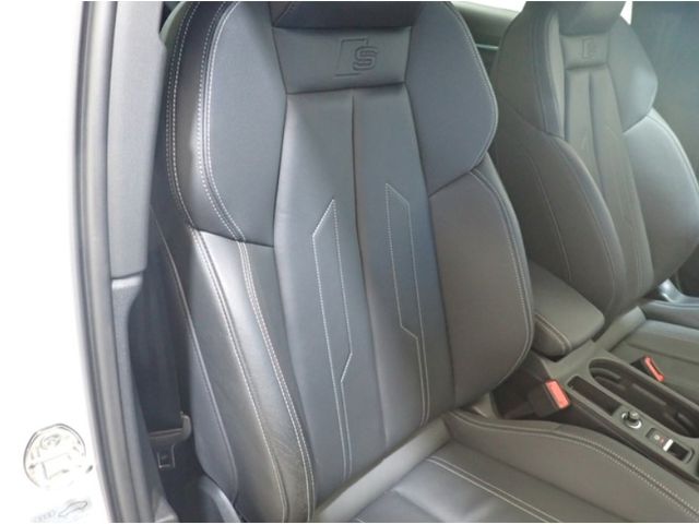 AUDI A3 Sedan