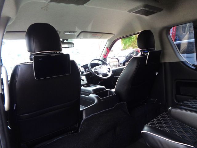 HIACE wagon