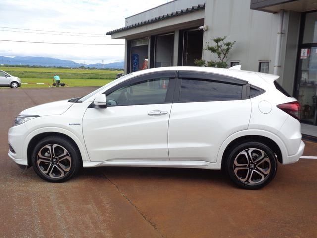 VEZEL HYBRID 4WD