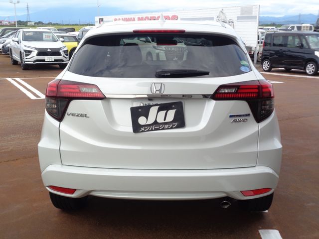 VEZEL HYBRID 4WD