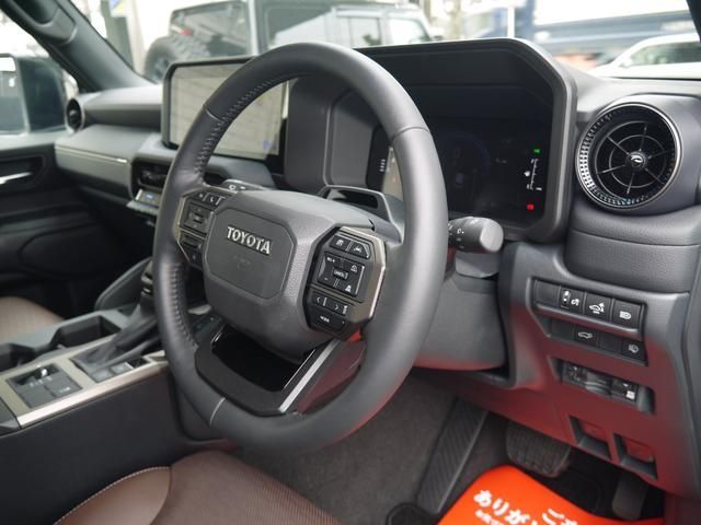 LANDCRUISER 250
