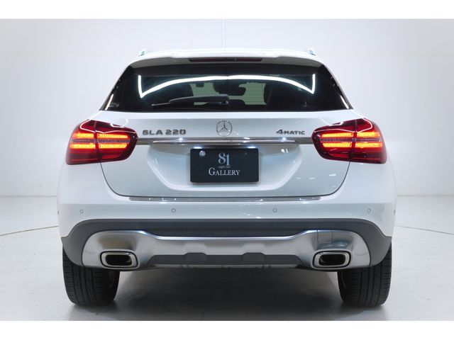 MERCEDES BENZ GLA class