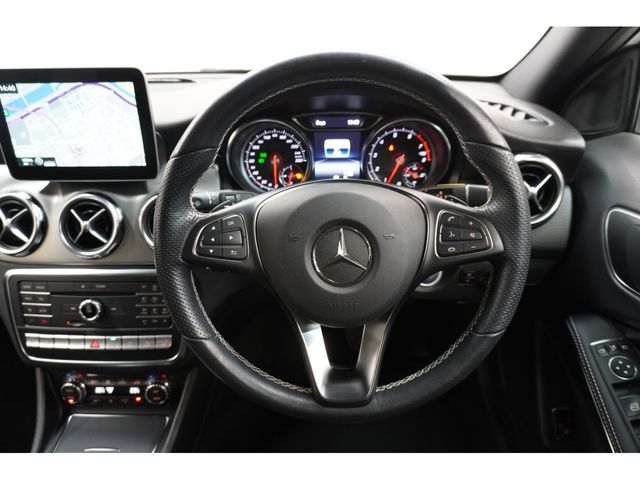 MERCEDES BENZ GLA class