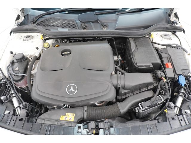 MERCEDES BENZ GLA class