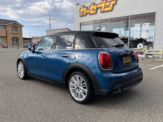 BMW MINI COOPER D 5DOOR