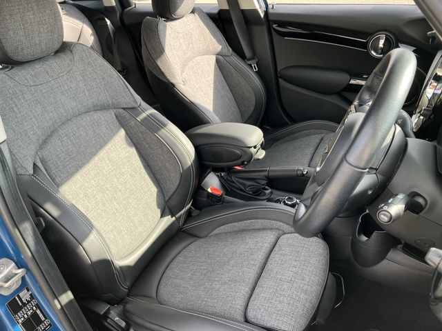 BMW MINI COOPER D 5DOOR