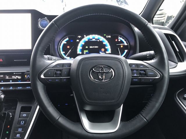 VOXY HYBRID