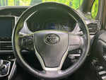 VOXY HYBRID