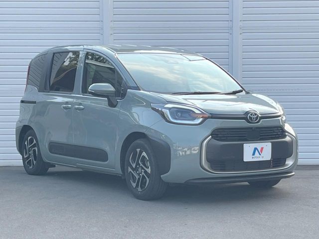 SIENTA HYBRID