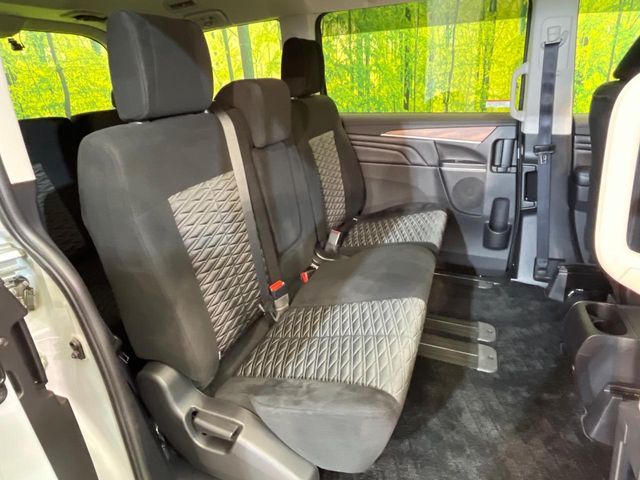 DELICA D:5 4WD
