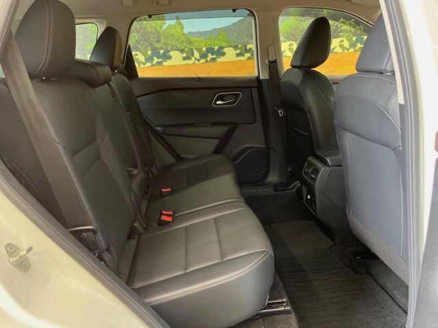 X-TRAIL HYBRID 2WD