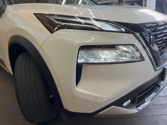 X-TRAIL HYBRID 2WD