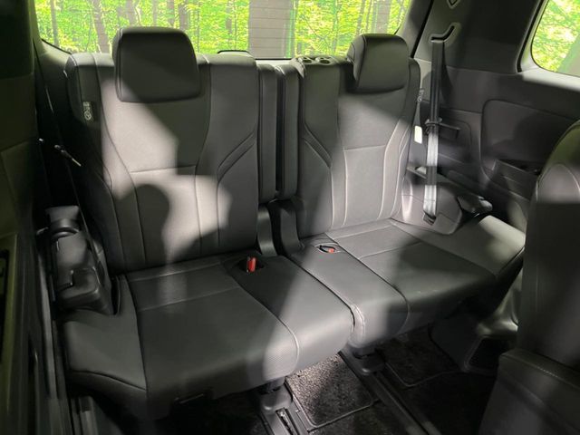 ALPHARD hybrid