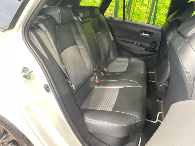 COROLLA TOURING HYBRID