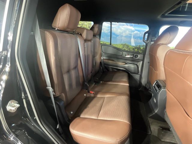 LANDCRUISER 250