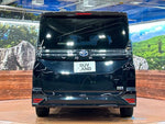 VOXY HYBRID