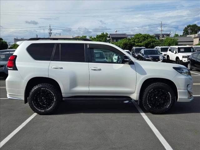 LANDCRUISER PRADO